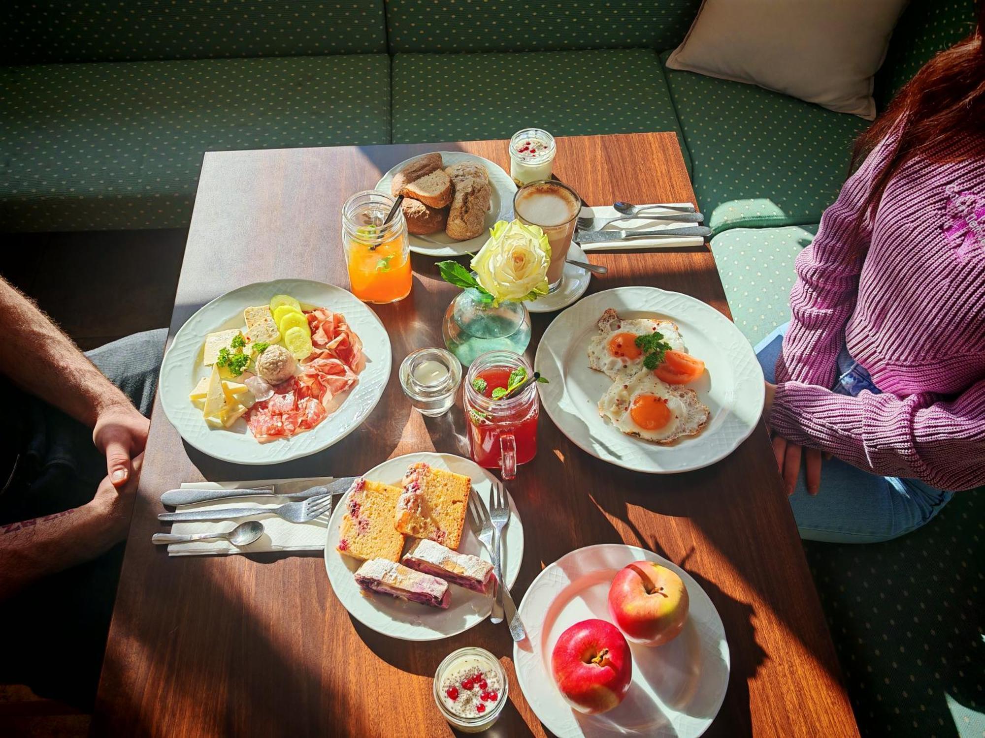 Pohorje Village Wellbeing Resort - Wellness & Spa Hotel Bolfenk 마리보르 객실 사진