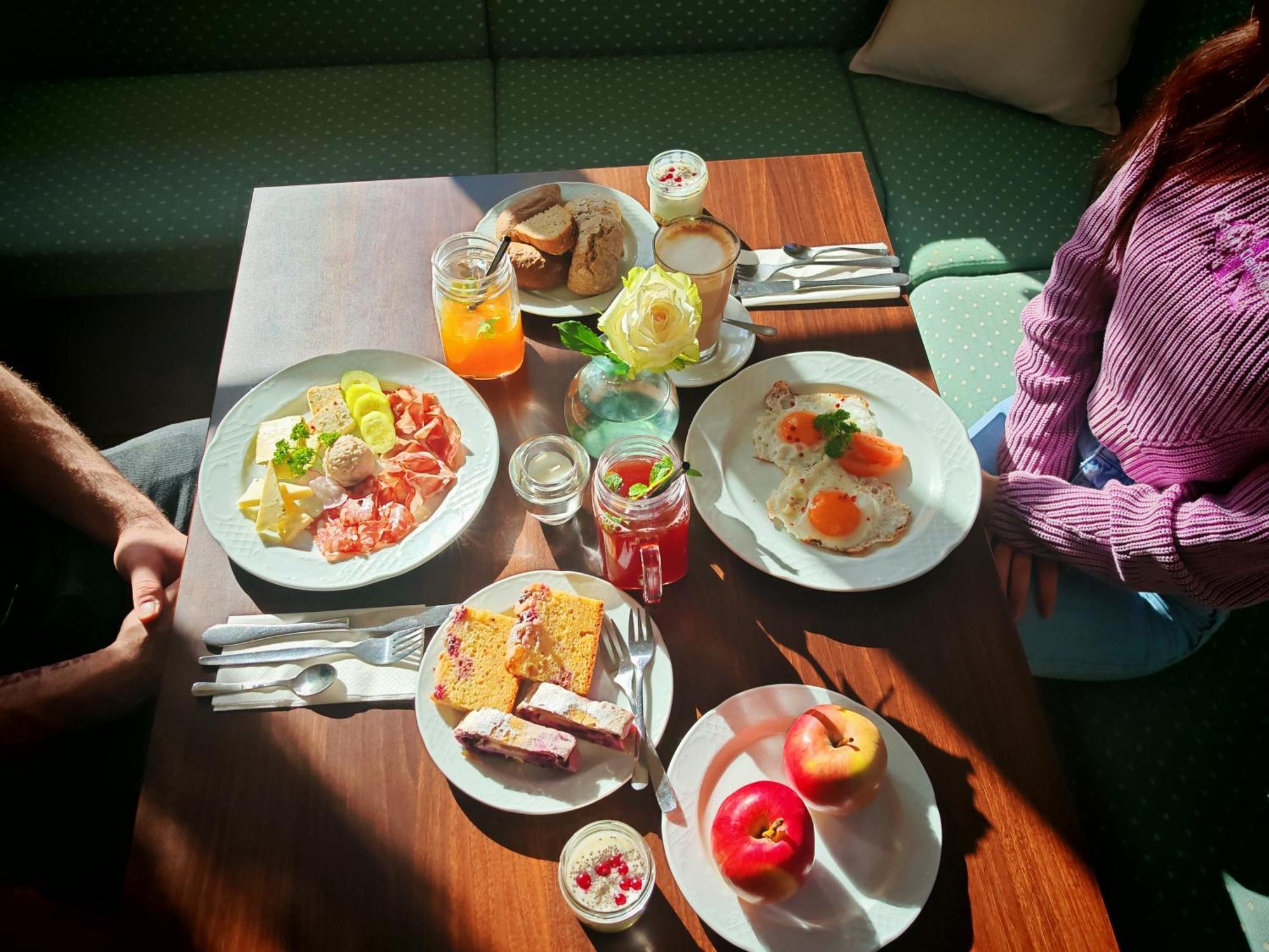 Pohorje Village Wellbeing Resort - Wellness & Spa Hotel Bolfenk 마리보르 외부 사진
